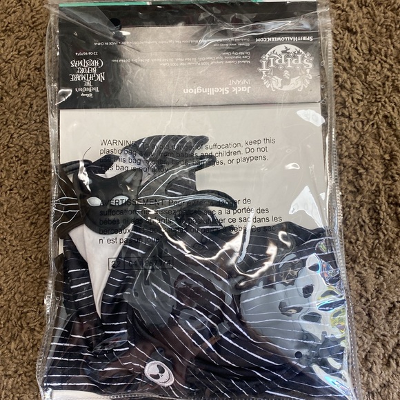 Jack Skellington Nightmare before Christmas Infant 6-12 month Halloween Costume - Picture 4 of 8